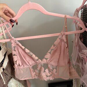 Pink vistoria secret top